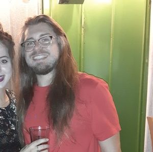 Meet your Posher, Johnathan